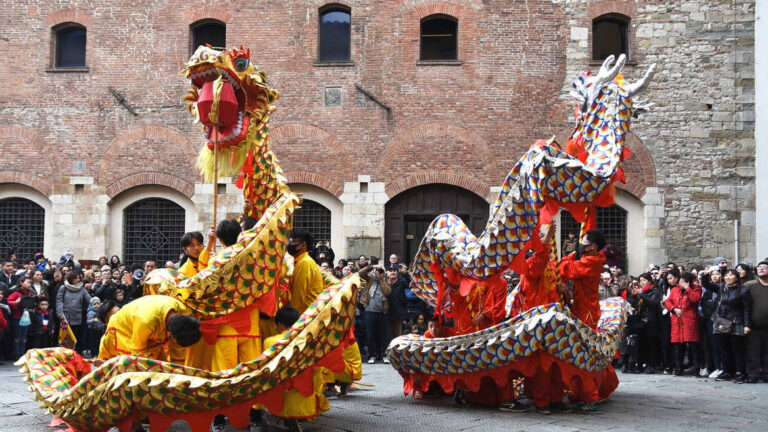 Capodanno cinese 2026 a Prato: quando una festa diventa un test per la città.